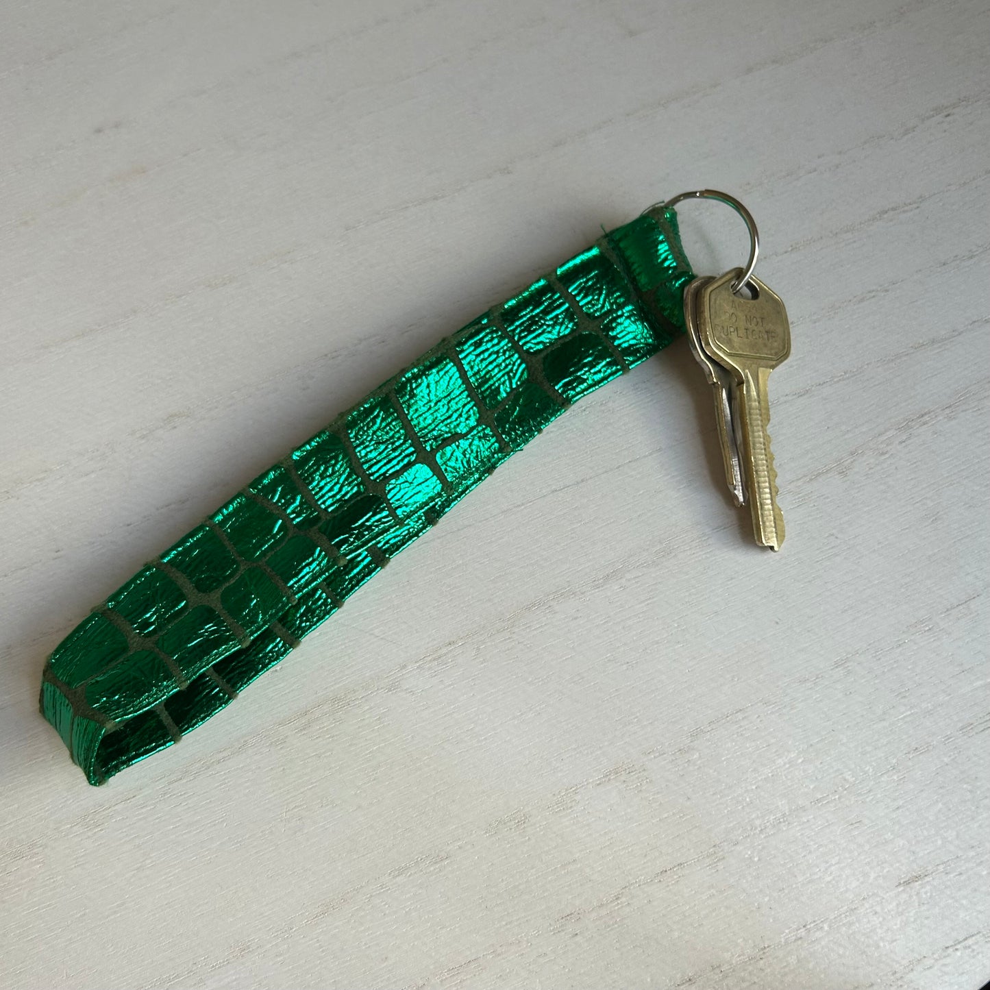 Shiny Alligator Wrist Lanyard