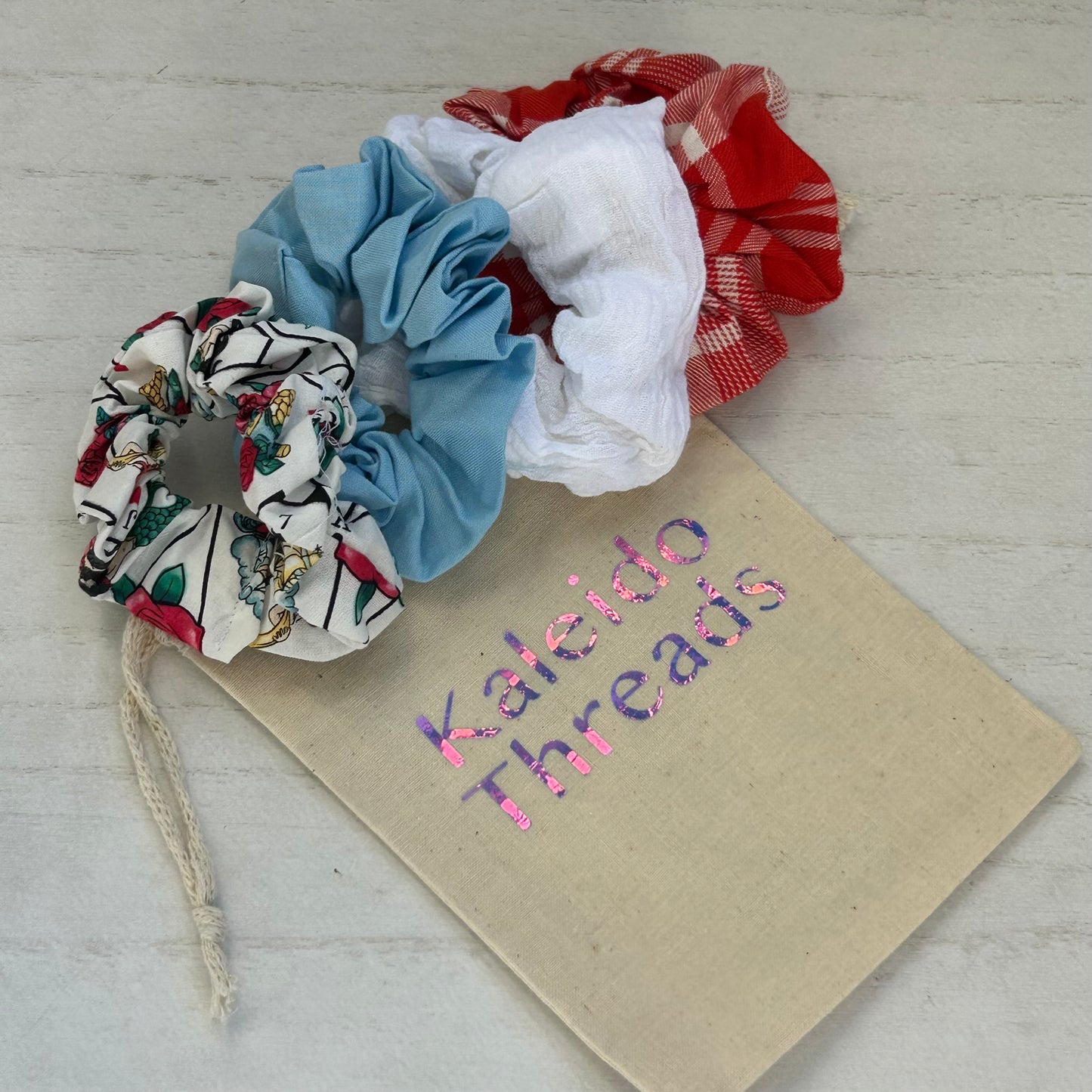 Wonderland Scrunchies 4 Pack