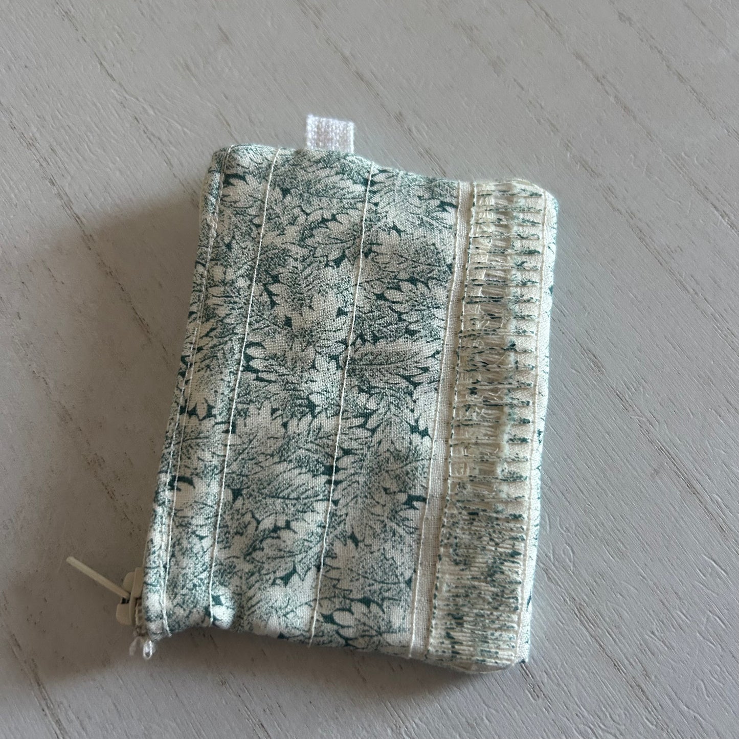 Green Leaf Card Wallet